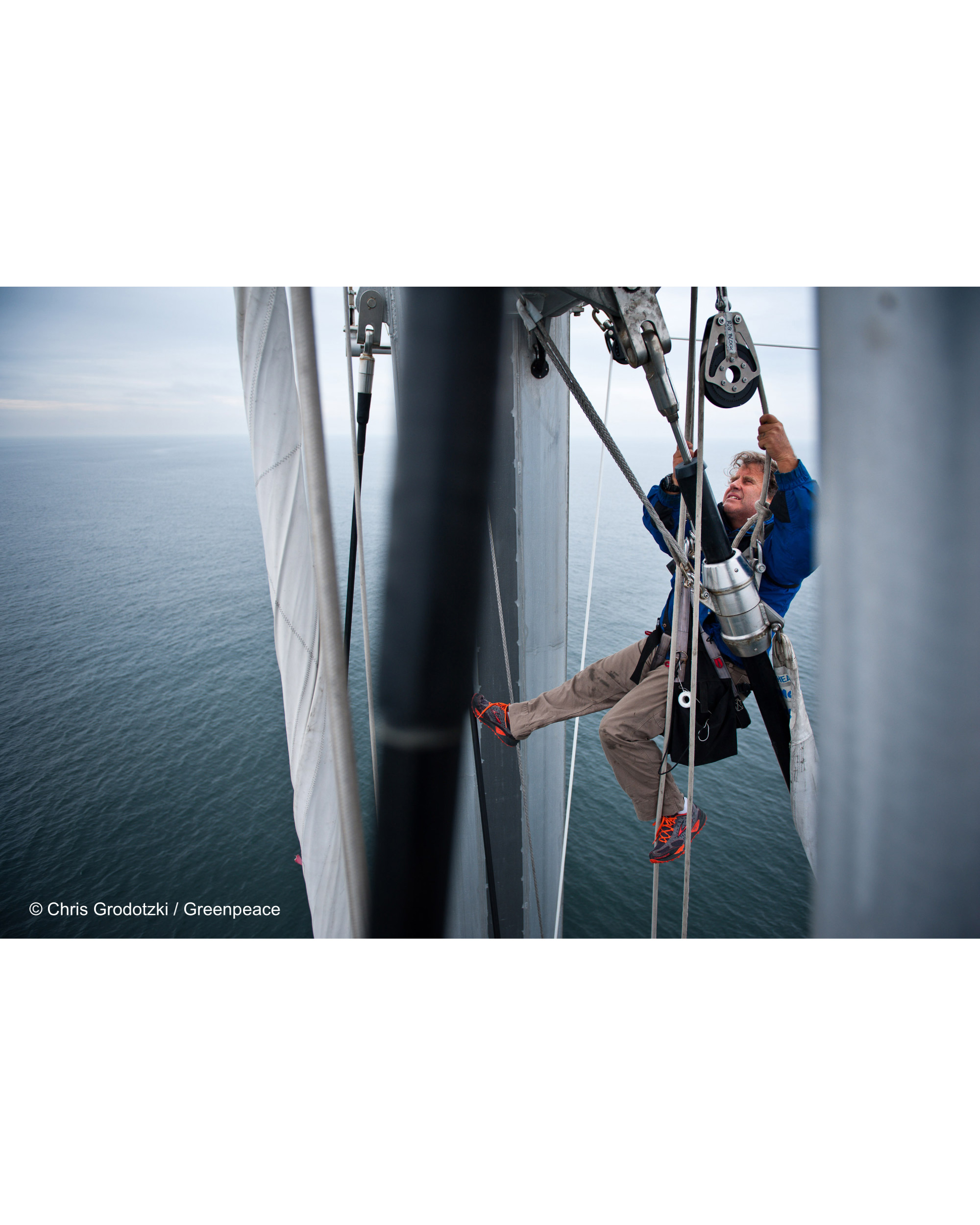 At sea on the Rainbow Warrior III. Image courtesy of Greenpeace.